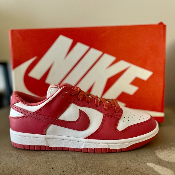 Nike Low Dunk White/Archeo Pink Size 8.5 NIB - Picture 1 of 8